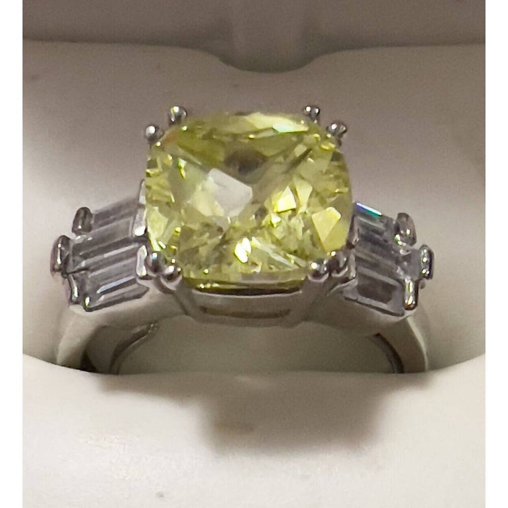 -RING Pale Yellow/Green Citrine Vintage Cocktail Fashion Ring Size 6.5 To 9